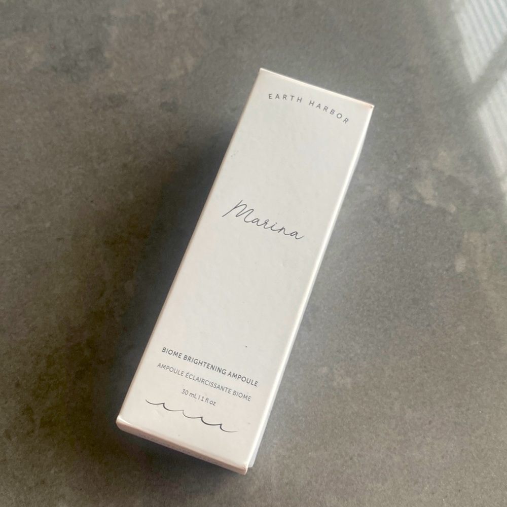 Earth Harbor Marina Brightening Serum